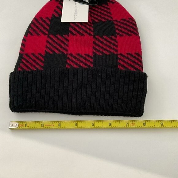 Checkered Pom Pom Hat  NWT - Picture 3 of 6